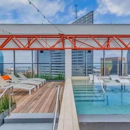 18Th Fl Stylish Cozysuites With Pool, Gym #1 Dallas Eksteriør billede