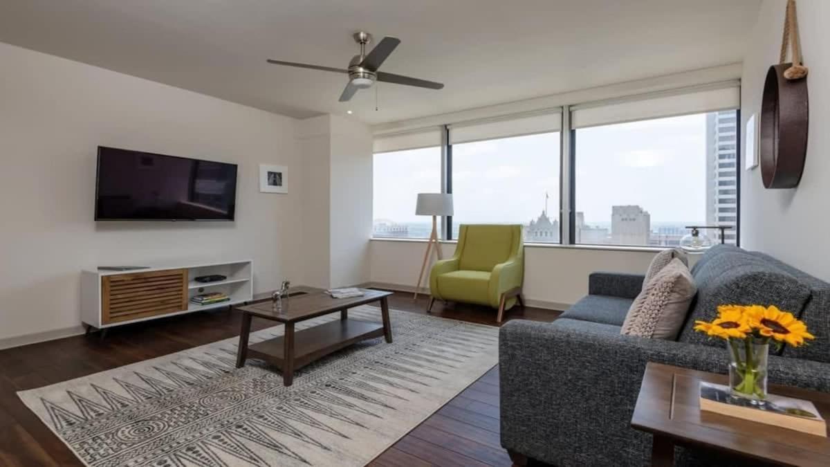 18Th Fl Stylish Cozysuites With Pool, Gym #1 Dallas Eksteriør billede